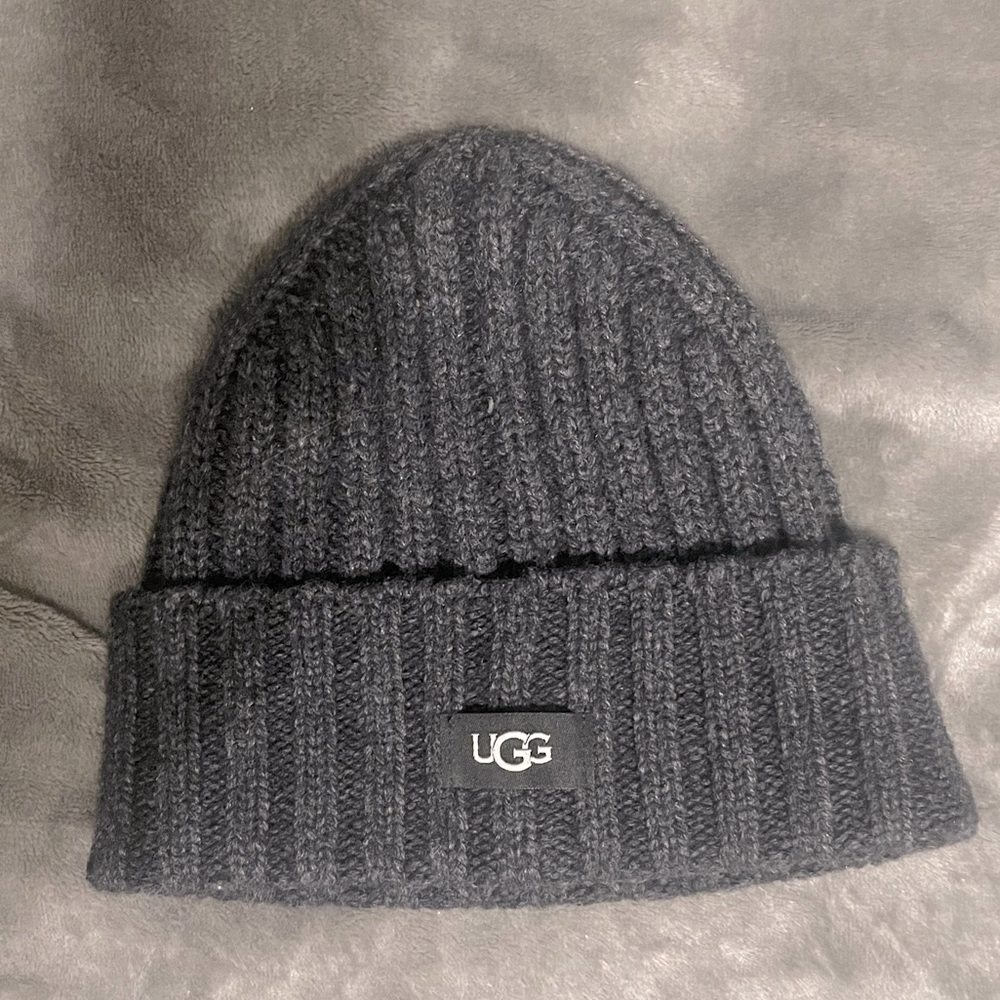 Men’s UGG winter hat